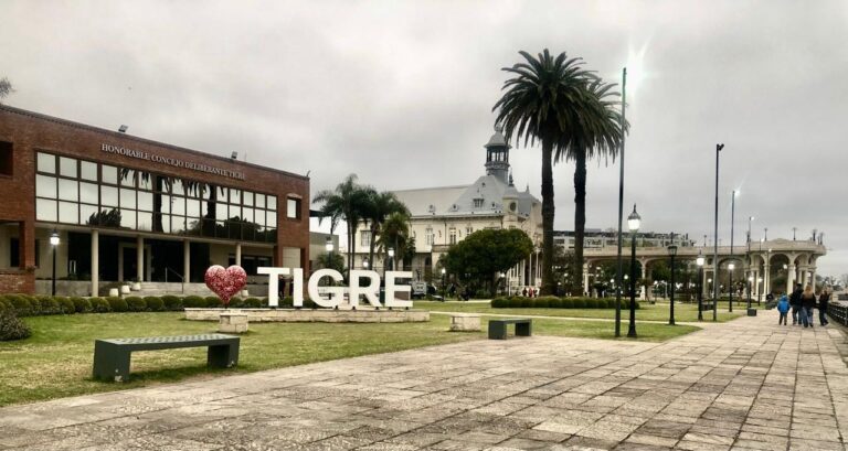 WhatsApp Image 2025-09-08 at 11.59.04